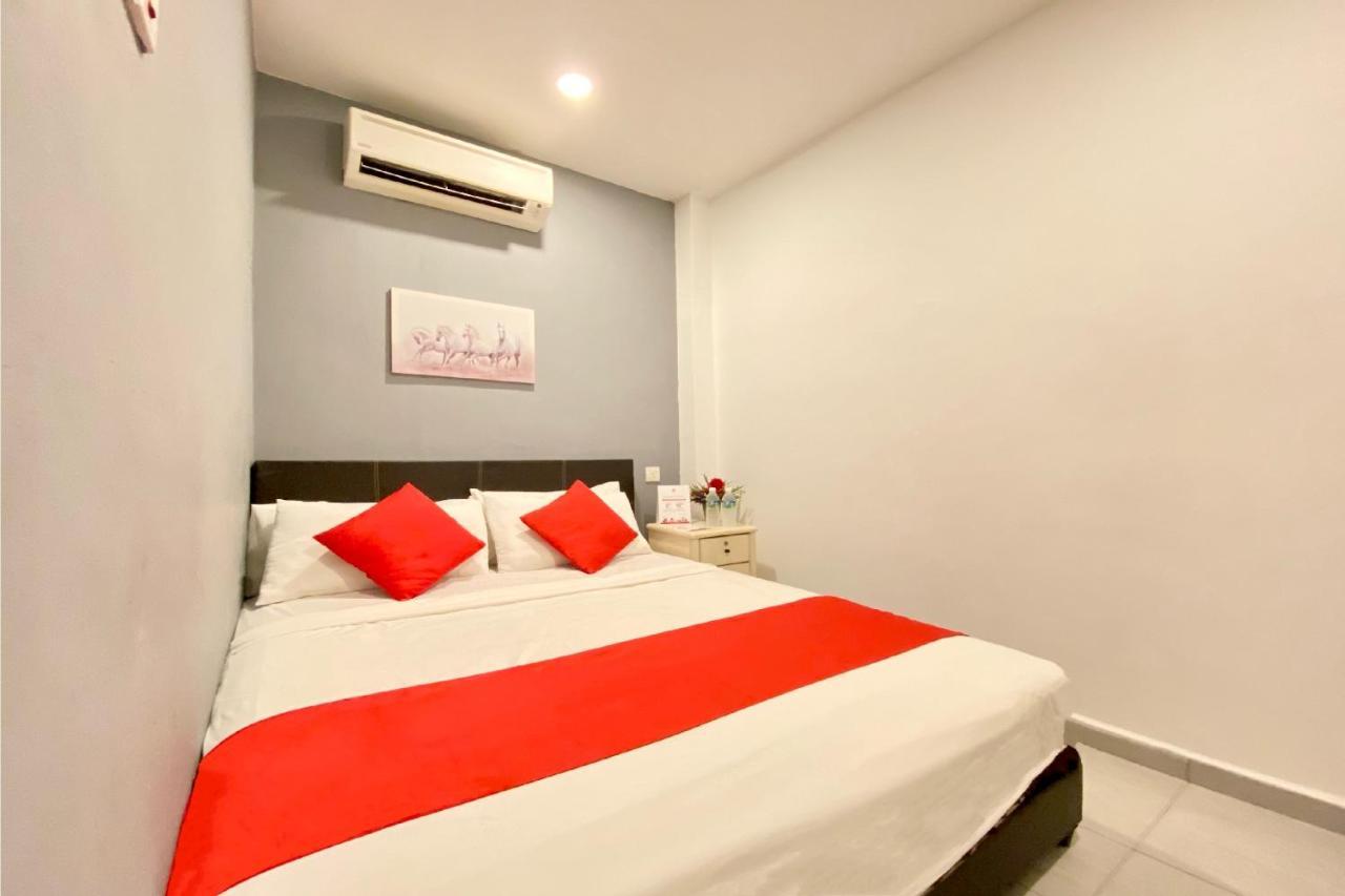 Spot On 90283 Twenty Seven Muntri Hotel Tanjung Bungah  Exterior foto