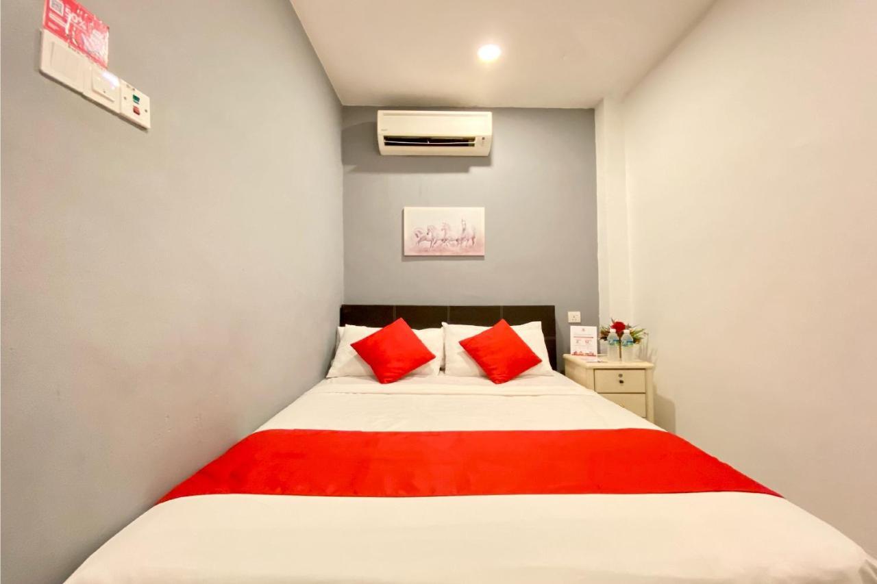 Spot On 90283 Twenty Seven Muntri Hotel Tanjung Bungah  Exterior foto