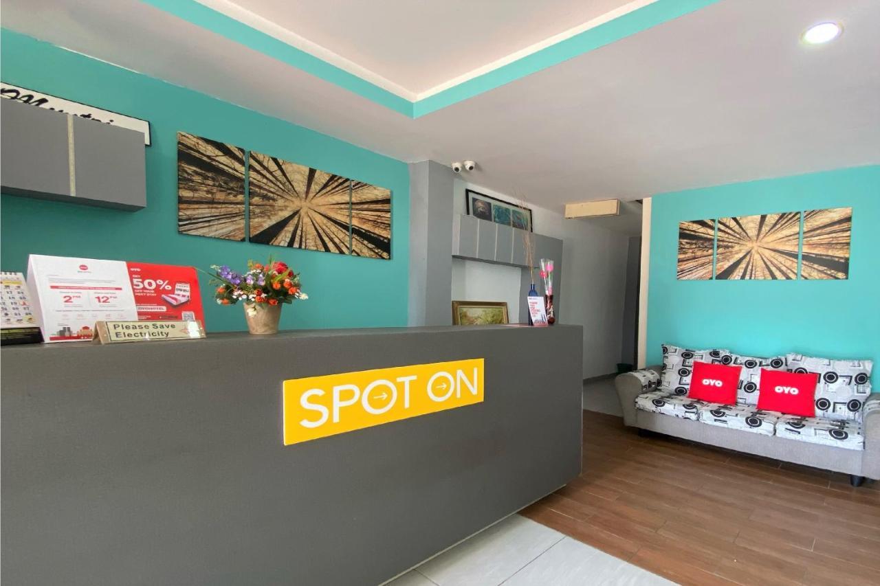 Spot On 90283 Twenty Seven Muntri Hotel Tanjung Bungah  Exterior foto