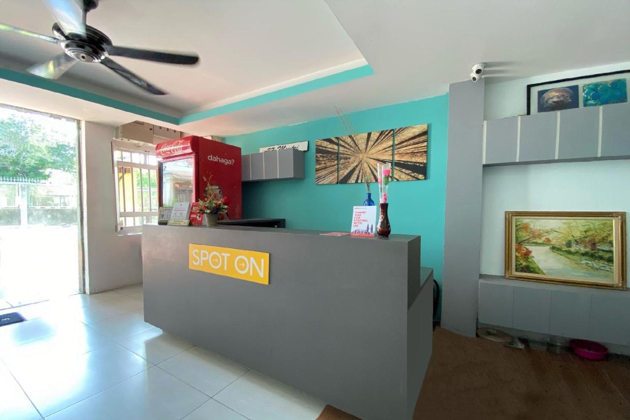 Spot On 90283 Twenty Seven Muntri Hotel Tanjung Bungah  Exterior foto